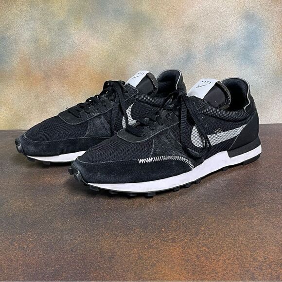 Nike DBreak-Type Men's Black & White Waffle Bottom Sneakers Size 8M - Picture 3 of 16